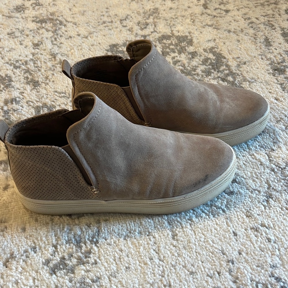 Universal Threads Platform Shoes